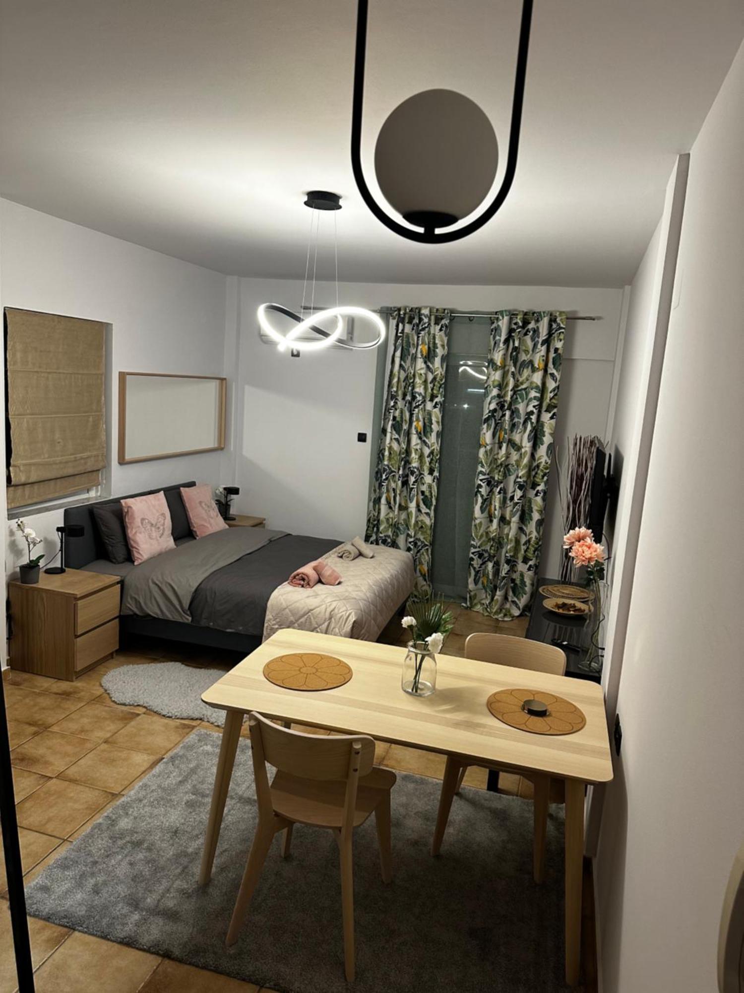 Νεάπολη Apartment Larissa Luaran gambar